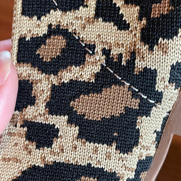 Sketchers cheetah slip on shoes - Picture 10 of 15